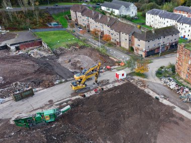 Port Glasgow İngiltere 'deki fakir konutlarda konutlar.