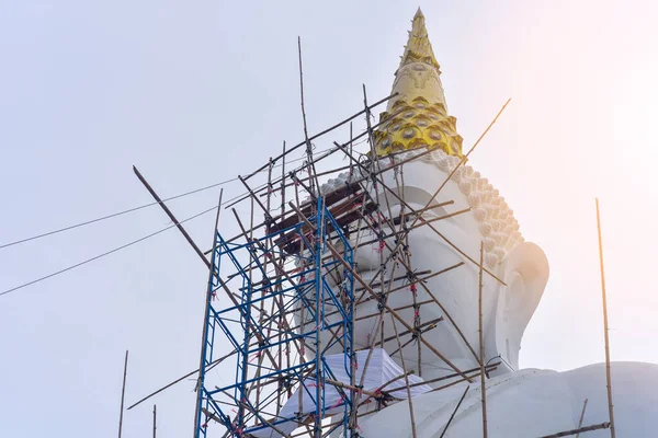 Beyaz Buda, Wat Khao Chong Çad, Nong Wua Sor 'da. Udon Thani Eyaleti, Tayland. Peyzaj boyutu