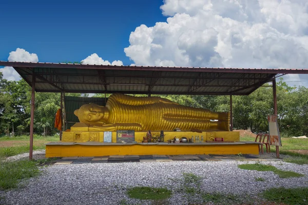 Udon Thani Thailand Juni 2021 Patung Buddha Nirwana Yang Berbaring Stok Foto