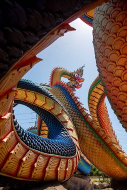 Udon Thani, Tayland - 21 Haziran 2021: Pra kai keaw wang nakin 'de büyük bir yılan olarak resmedildi, Ban Don Swan, Phen District, Udon Thani, Tayland.