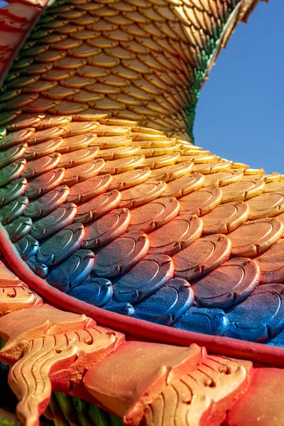 クローズアップタイのナガや蛇の像 タイの寺院の王のパターン — ストック写真