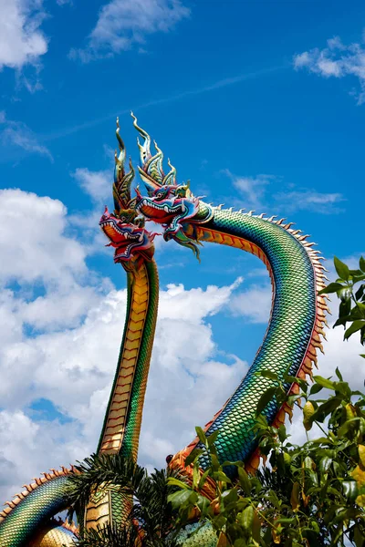 Udon Thani, Tayland - 21 Haziran 2021: Pra kai keaw wang nakin 'de büyük bir yılan olarak resmedildi, Ban Don Swan, Phen District, Udon Thani, Tayland.