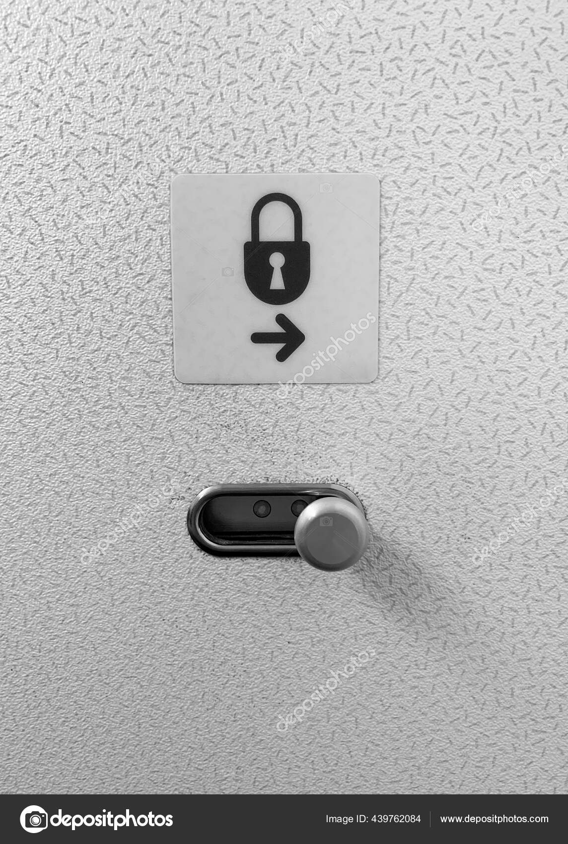 Airplane Cabin Lavatory Lock Door Sign Door Latch Lock Unlock — Stock ...
