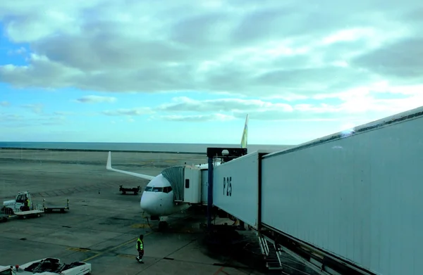 Bir hareket Fuertoventura'nın Havaalanı'nda uçak hazırlanması