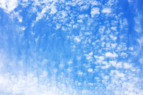 Hermosas nubes en el aire . — Foto de Stock