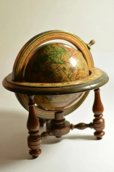 Fából készült globe — Stock Fotó