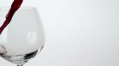 gegoten in glas wijn