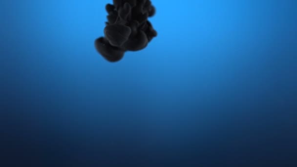 Tinta negra en el agua — Vídeo de stock