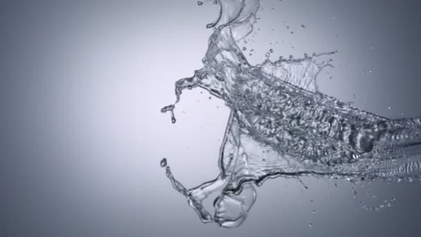 Брызги воды в воздухе — стоковое видео