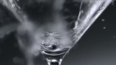 martini cam su sıçrama