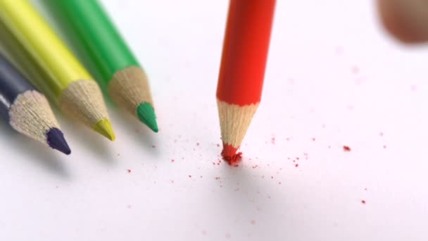 Breaking color pencil — Stock Video