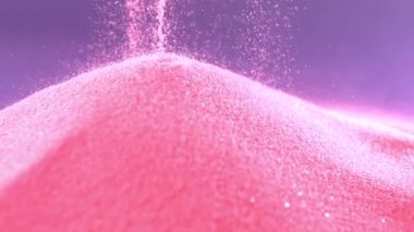 Pembe renkli kum yığını