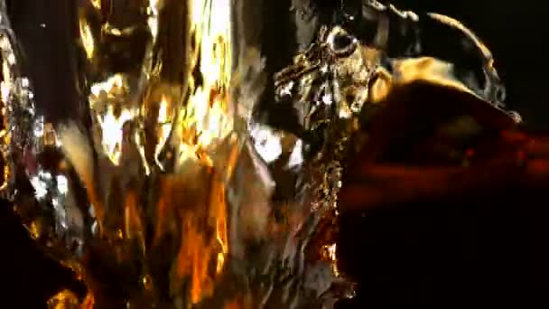 Pouring soft drink into glass — Stock Video