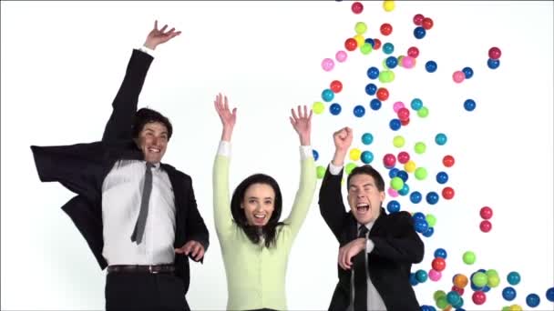 Mensen uit het bedrijfsleven springen en vreugde — Stockvideo