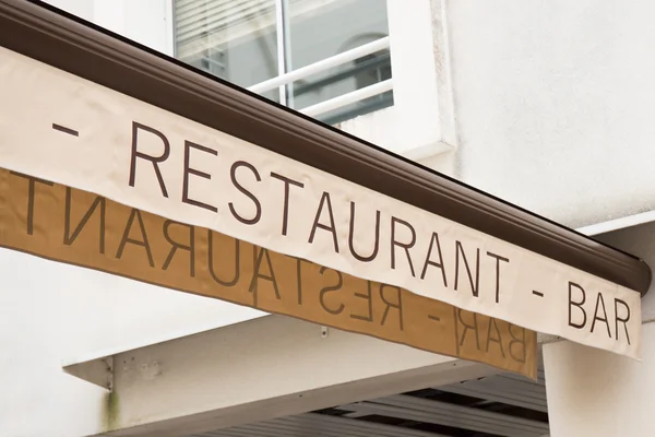 Restaurant and Bar front of french restaurant — Stock Photo, Image