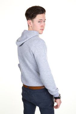 casual genç adam portresi, üzerinde beyaz izole