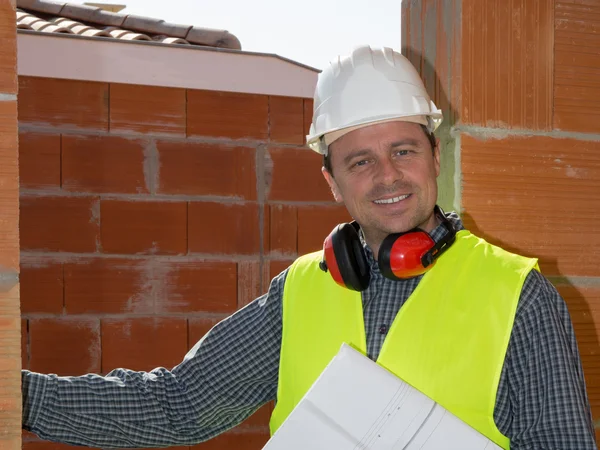 Handsome hard worker people portrait at construction site — Stock Photo, Image