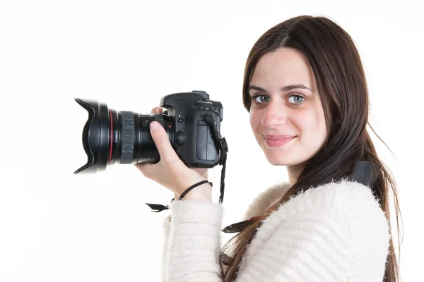 Professionele vrouwelijke fotograaf een camera en glimlachen — Stockfoto