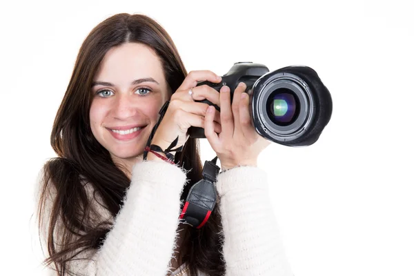 Feliz e linda jovem fotógrafo atirando em você — Fotografia de Stock