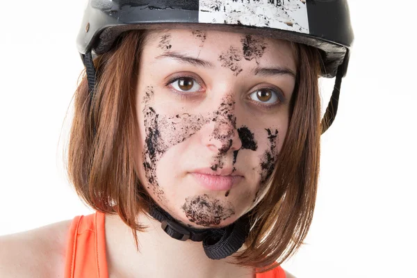 Menina com lama no rosto e capacete — Fotografia de Stock