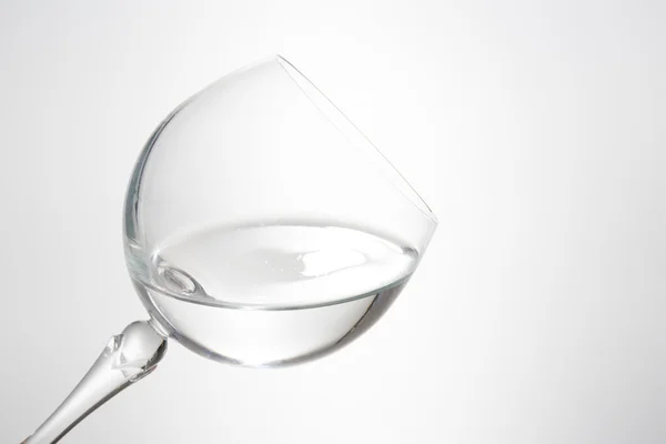Bicchiere di acqua isolata su bianco — Foto Stock