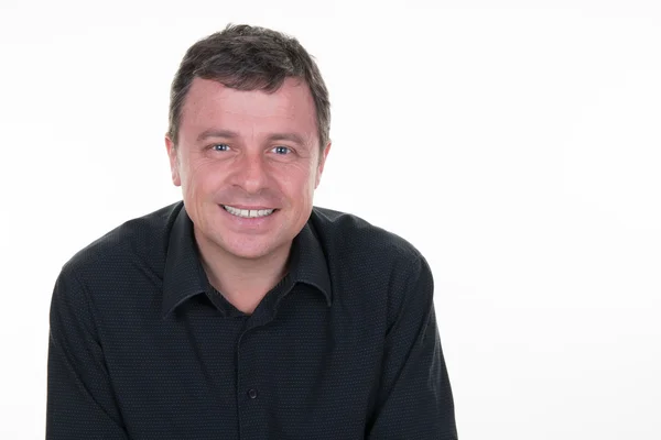 Retrato sonriente de chico alegre con ojos azules —  Fotos de Stock