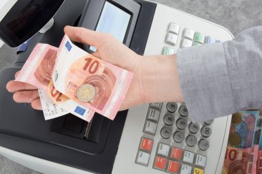 değişim euro till veren el