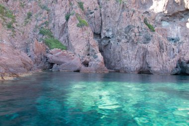 Panoramik Calanques de PIANA dikey Magmatik kayaçların
