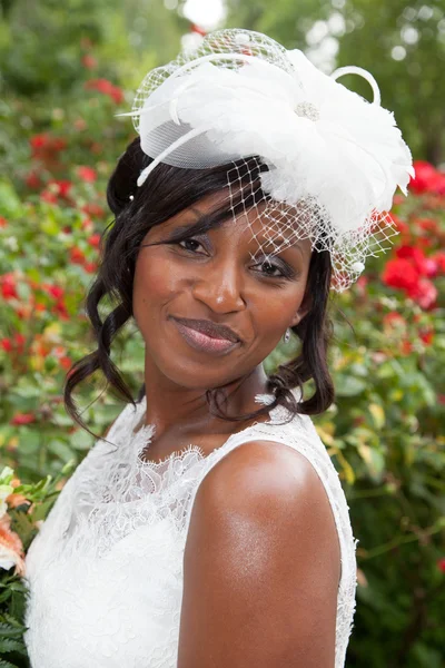 Gorgeous african american bride outside posing and smiling — Stock Photo, Image