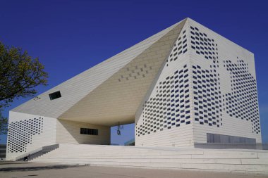 Bordeaux, Aquitaine / Fransa - 16 10 2020: MECA sanatçı evleri Bordeaux şehrindeki sergiler için gösterim odası olanaklarına sahip yeni sahne