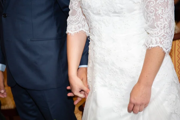 Menyasszony Vőlegény Részleteket Közelről Alatt Esküvő Ünnepség Hivatalos — Stock Fotó