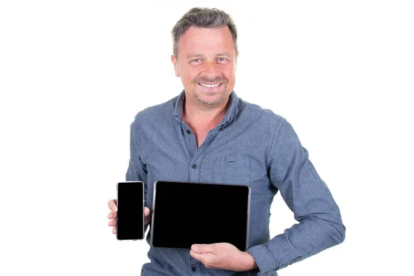 Homem Bonito Feliz Desgaste Formal Com Sorriso Detém Computador Tablet — Fotografia de Stock