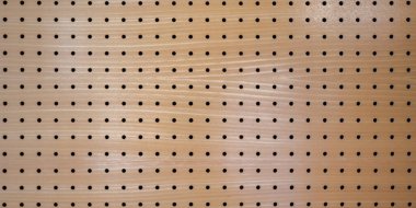 Geometrik ahşap zemin için delinmiş tahta duvar