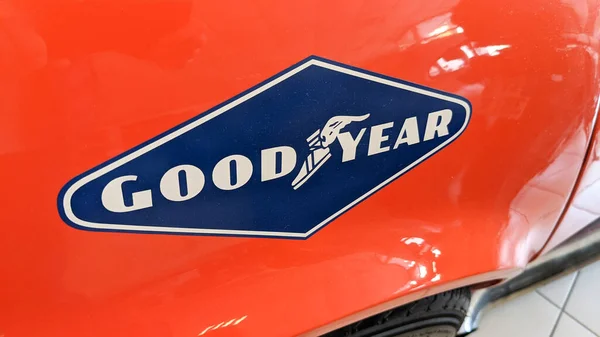 Μπορντό Aquitaine Γαλλία 2020 Goodyear Λογότυπο Ελαστικών Και Πινακίδα Κειμένου — Φωτογραφία Αρχείου