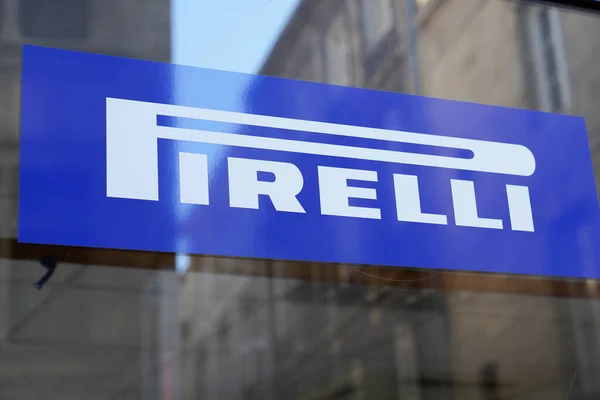 Burdeos Aquitania Francia 2020 Señal Del Logotipo Pirelli Texto Los — Foto de Stock