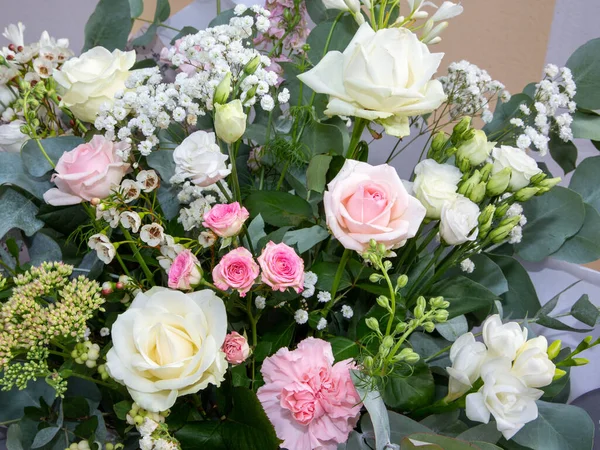 Casamento Branco Buquê Noiva Verde Flores Naturais Para Celebração Dia — Fotografia de Stock