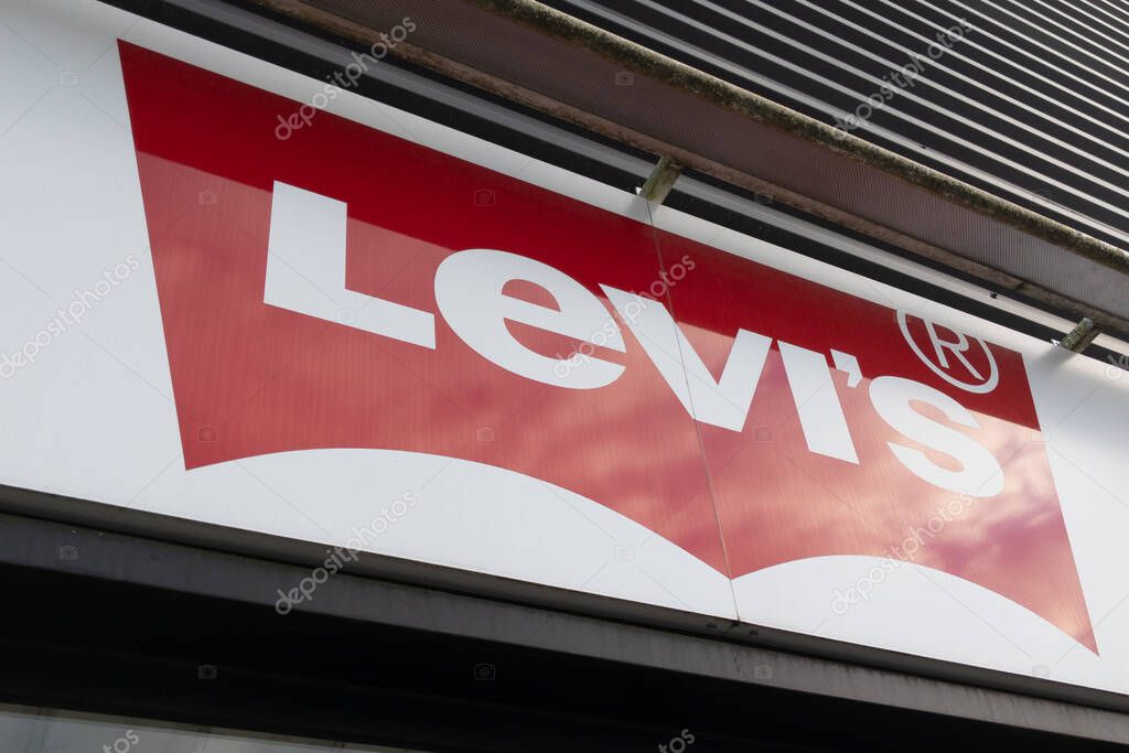 Bordeaux , Aquitaine  France - 01 05 2021 : Levi's text sign and brand logo front of Jeans shop fashion boutique of trendy levis store