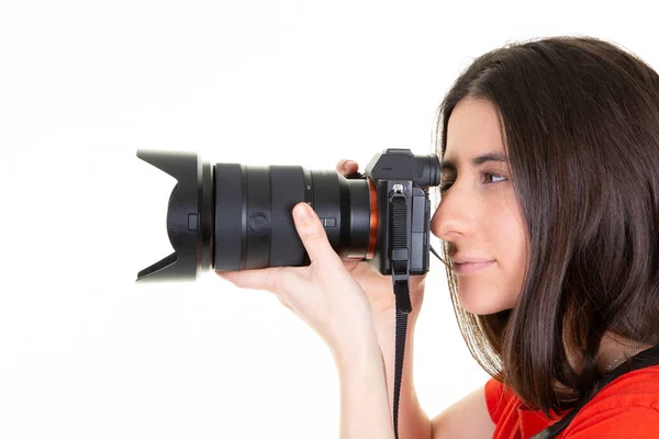 Mooie Jonge Brunette Vrouw Professionele Fotograaf Met Dslr Camera Zijaanzicht — Stockfoto