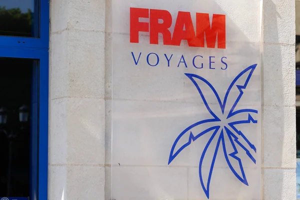 Stock image Bordeaux , Aquitaine France - 04 10 2021 : Fram voyages blue palm red logo brand of travel agency with sign shop text front of store office