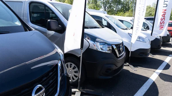 Bordeaux Aquitania Francia 2021 Nissan Concessionaria Segno Logo Sul Marchio — Foto Stock