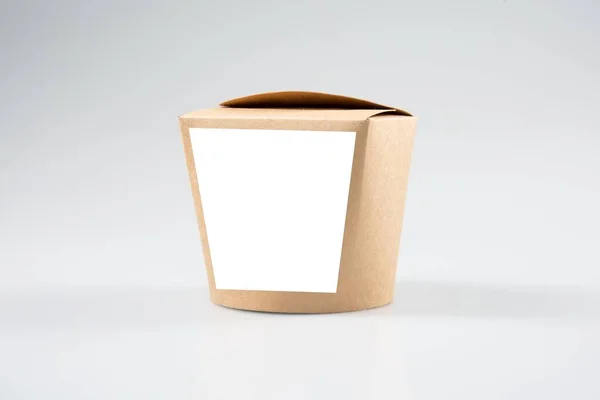 Μακιγιαρισμένο Κουτί Τροφίμων Χάρτινο Καφέ Εστιατόριο Μακιγιαρισμένο Απομονωμένο Λευκό Φόντο — Φωτογραφία Αρχείου