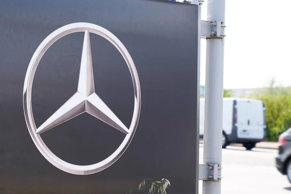 Burdeos Aquitania Francia 2021 Mercedes Benz Logo Brand Sign Shop — Foto de Stock