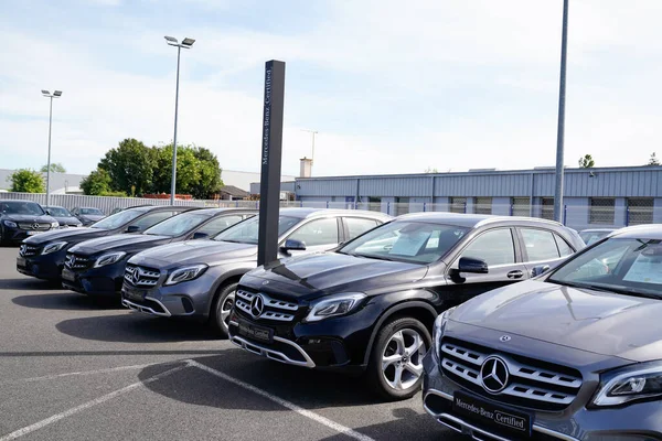Burdeos Aquitania Francia 2021 Mercedes Benz Certificado Parque Segunda Mano — Foto de Stock