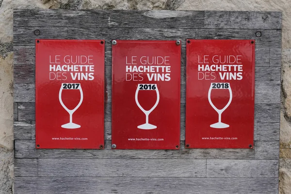 Bordeaux Aquitaine France 2021 Guide Hachette Des Vins Logo Brand — Stock Photo, Image