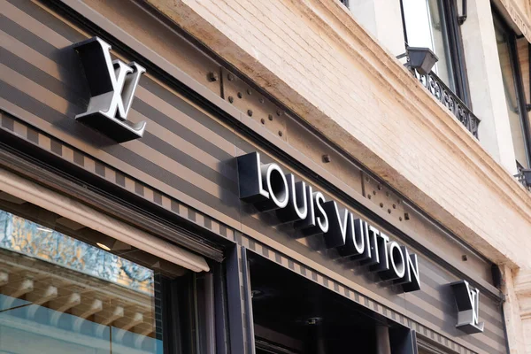 Toulouse Occitanie France 2021 Louis Vuitton — стокове фото