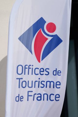 Toulouse, ocitanie France - 06: 30 2021: Office de Tourisme metin etiketi ve logo markası Fransa 'da turizm ve turizm faaliyetleri için bilgi merkezi anlamına geliyor