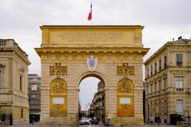 Montpellier, ocitanie France - 06 25 2021: Montpellier şehrinde Zafer Takı