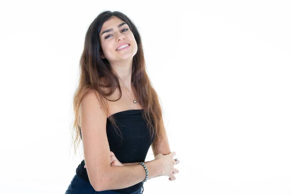 Hermosa Feliz Delgada Joven Mujer Morena Con Dientes Blancos Sonriendo — Foto de Stock