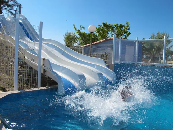 Splash, en la piscina —  Fotos de Stock