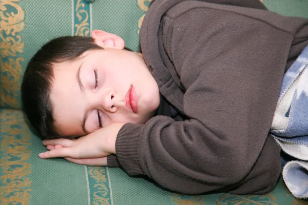 Jungen in den Ferien — Stockfoto